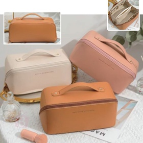 手提皮質盥洗包